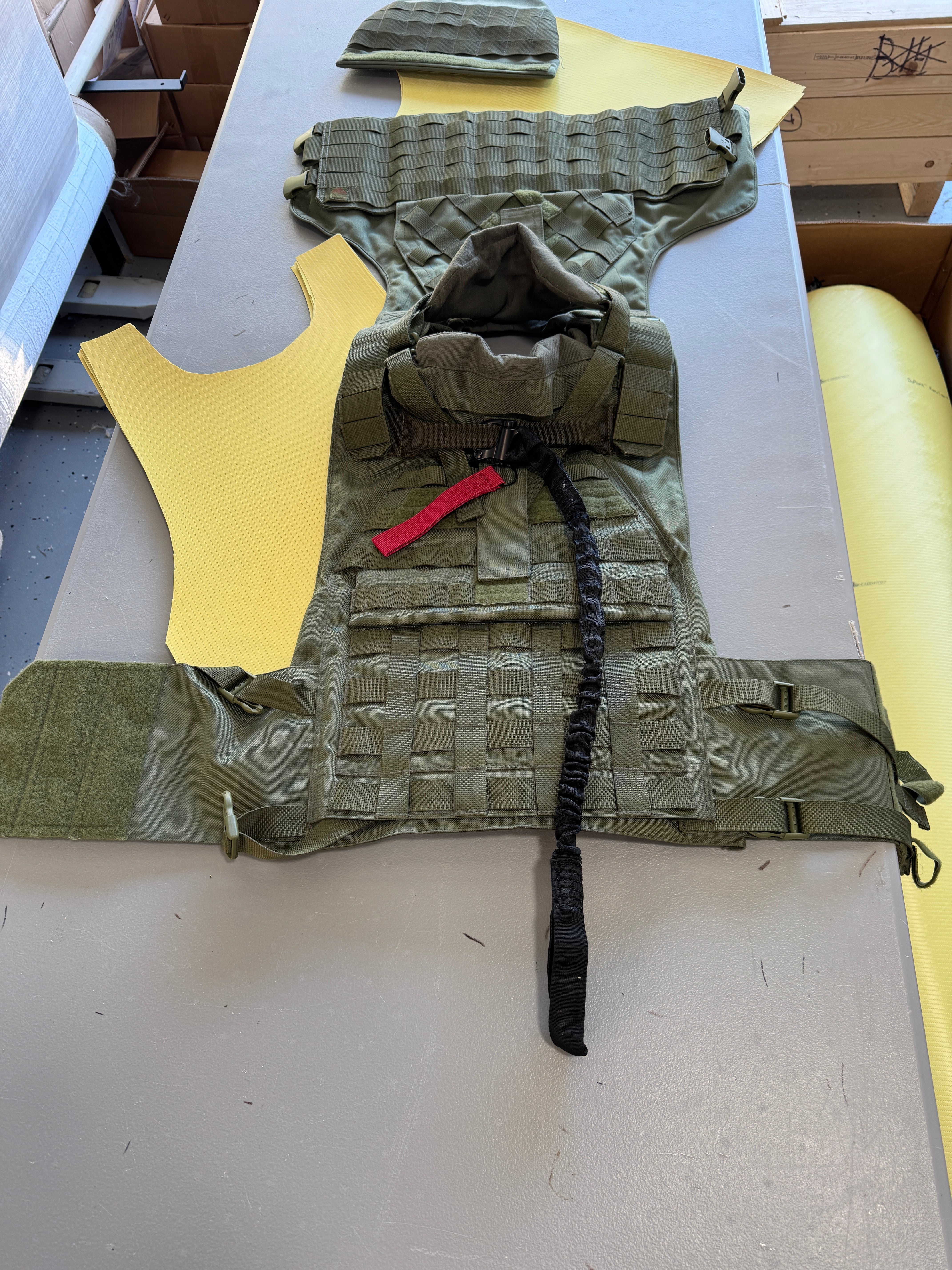 ロシア軍 実物 Fort ディフェンダー defender タクティカルベスト Amazon.co.jp: 【ロシア軍】FSB FSO 特殊部隊 Defender 2 ボディー